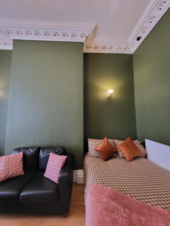 Digbeth City Centre Apartment Sleeps 12 Opposite Coach Station Birmingham Extérieur photo