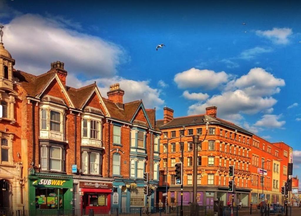 Digbeth City Centre Apartment Sleeps 12 Opposite Coach Station Birmingham Extérieur photo